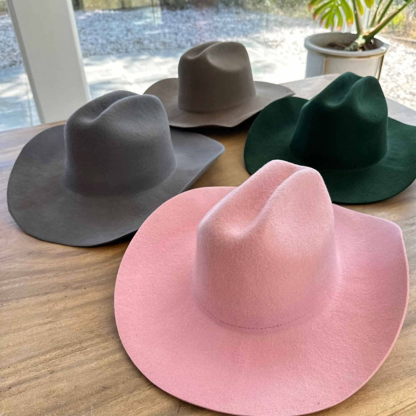 Premium Cattleman Cowboy Hat made from 100% Australian wool: Black