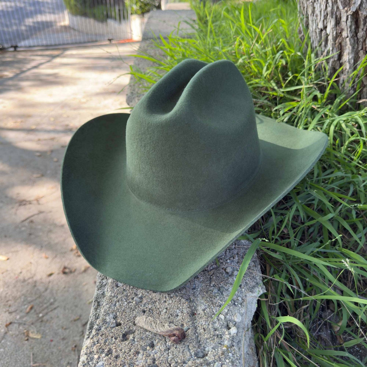 Premium Cattleman Cowboy Hat  made from 100% Australian wool: Black
